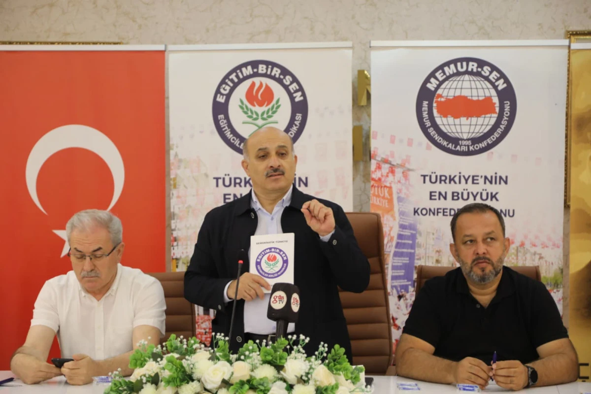 12 BİN 828 &Uuml;YEYLE TARİHİ BAŞARI