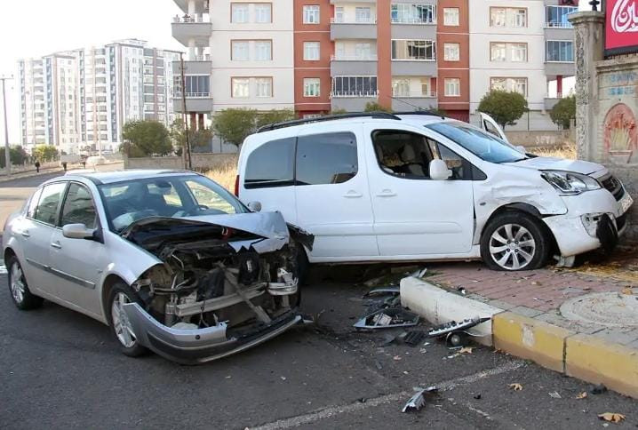 Adana'da Trafik Kazalarında Korkutucu Artış: Binlerce Can Tehlike Altında! 