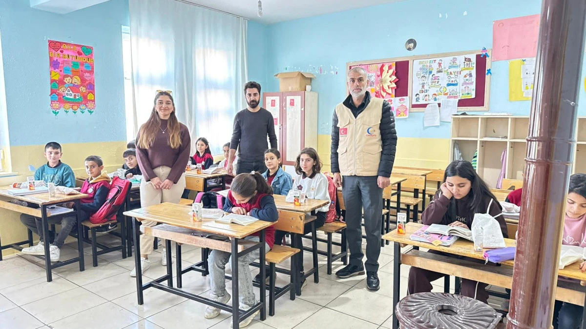 Cansuyu Derneği’nden Batman’da eğitim desteği