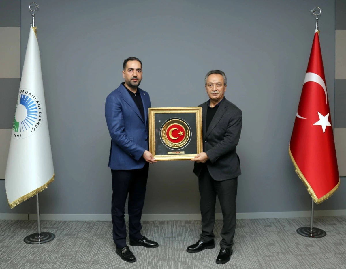 DAİMFED&rsquo;den &Ccedil;ukurova GİAD&rsquo;a ziyaret ve &ouml;vg&uuml;
