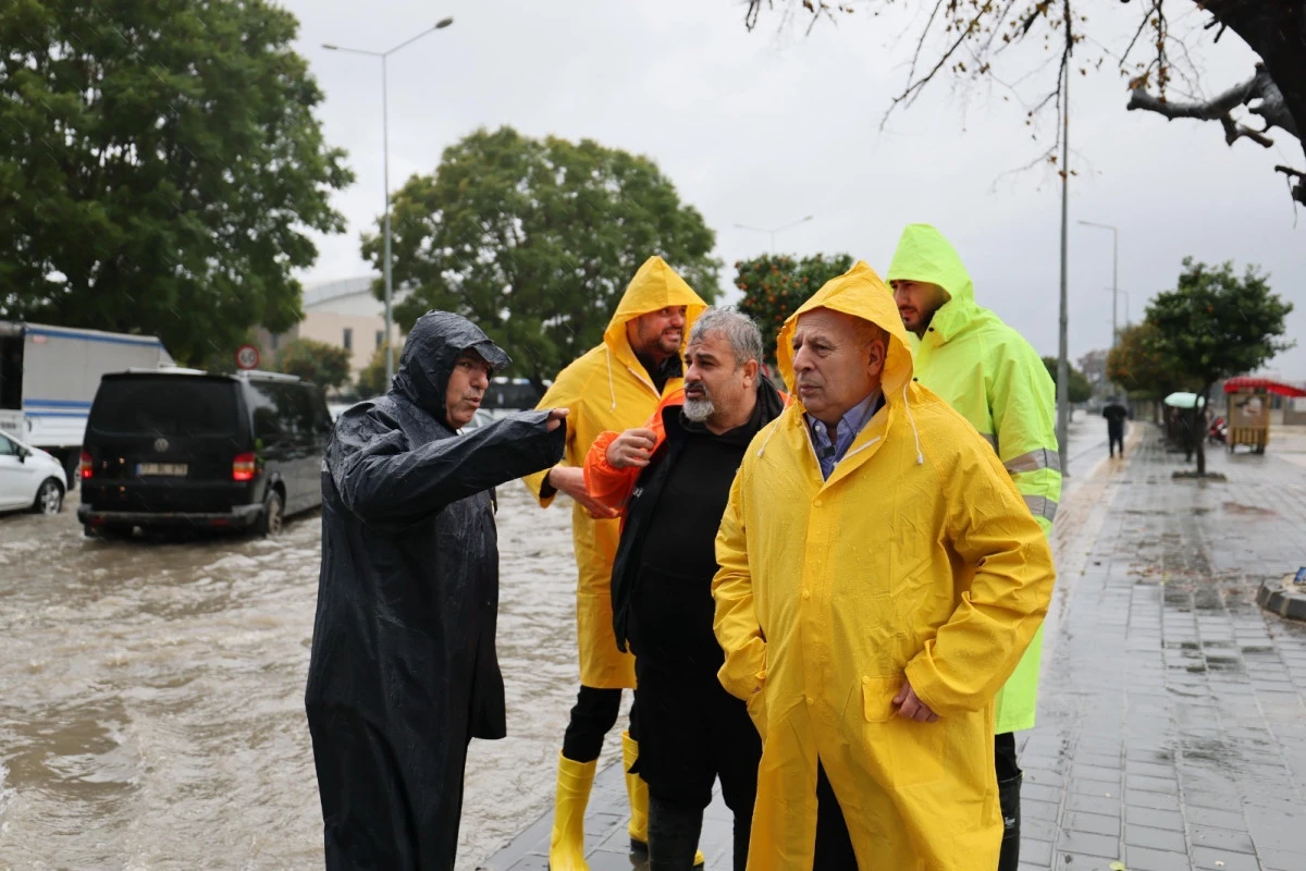 Demir&ccedil;alı ekibiyle birlikte sahada