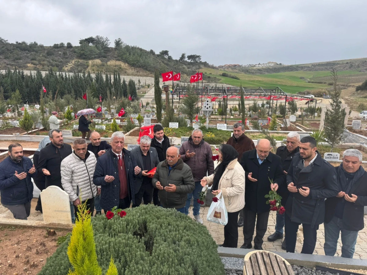 Deprem değil binalar  &ouml;ld&uuml;rd&uuml; insanlarımızı&rdquo;