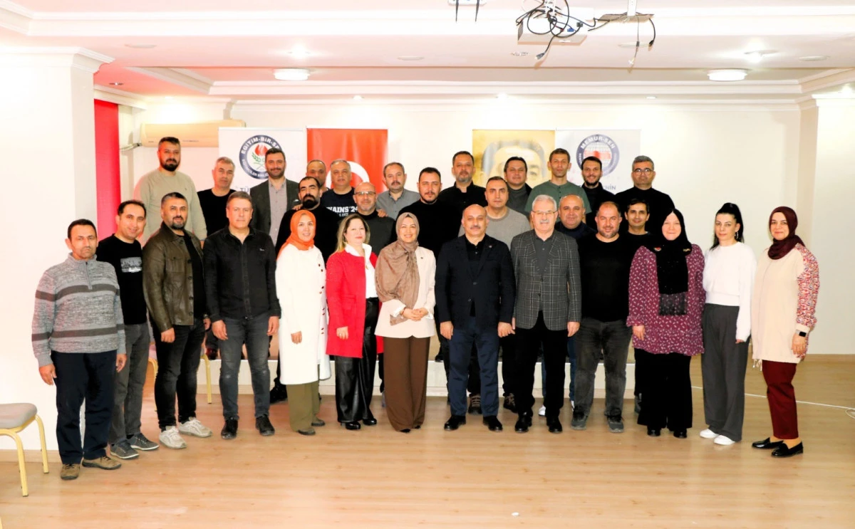 Eğitim-Bir-Sen hedef b&uuml;y&uuml;tt&uuml;