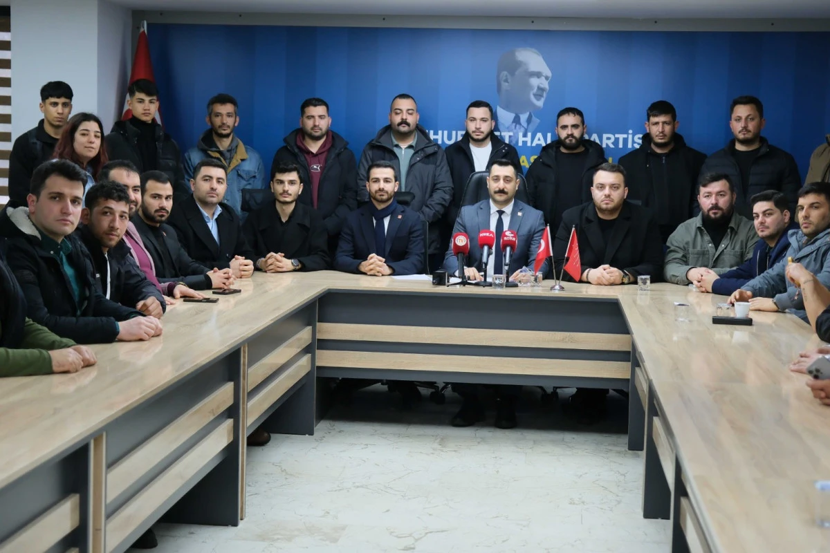 &ldquo;Gen&ccedil;lerin sesi her g&uuml;n daha da g&uuml;r &ccedil;ıkacak&rdquo;