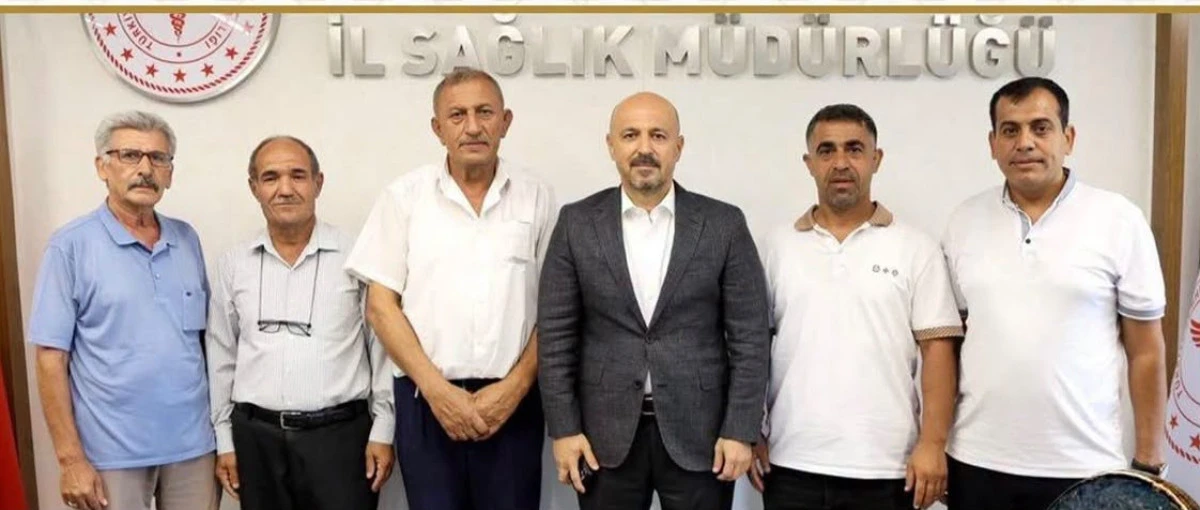 Nacar, Muhtarlar G&uuml;n&uuml;&rsquo;n&uuml; kutladı