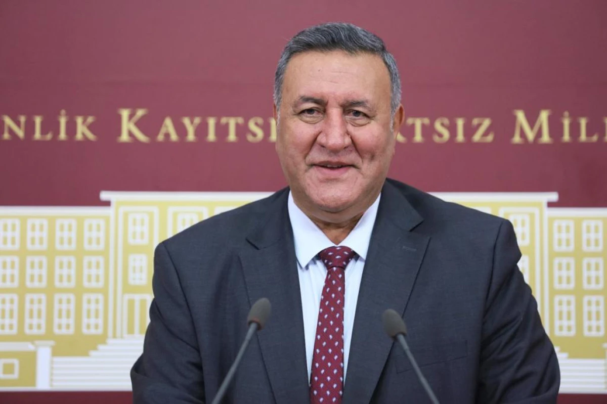 Niğde Havaalanı  29 yıldır açılamadı