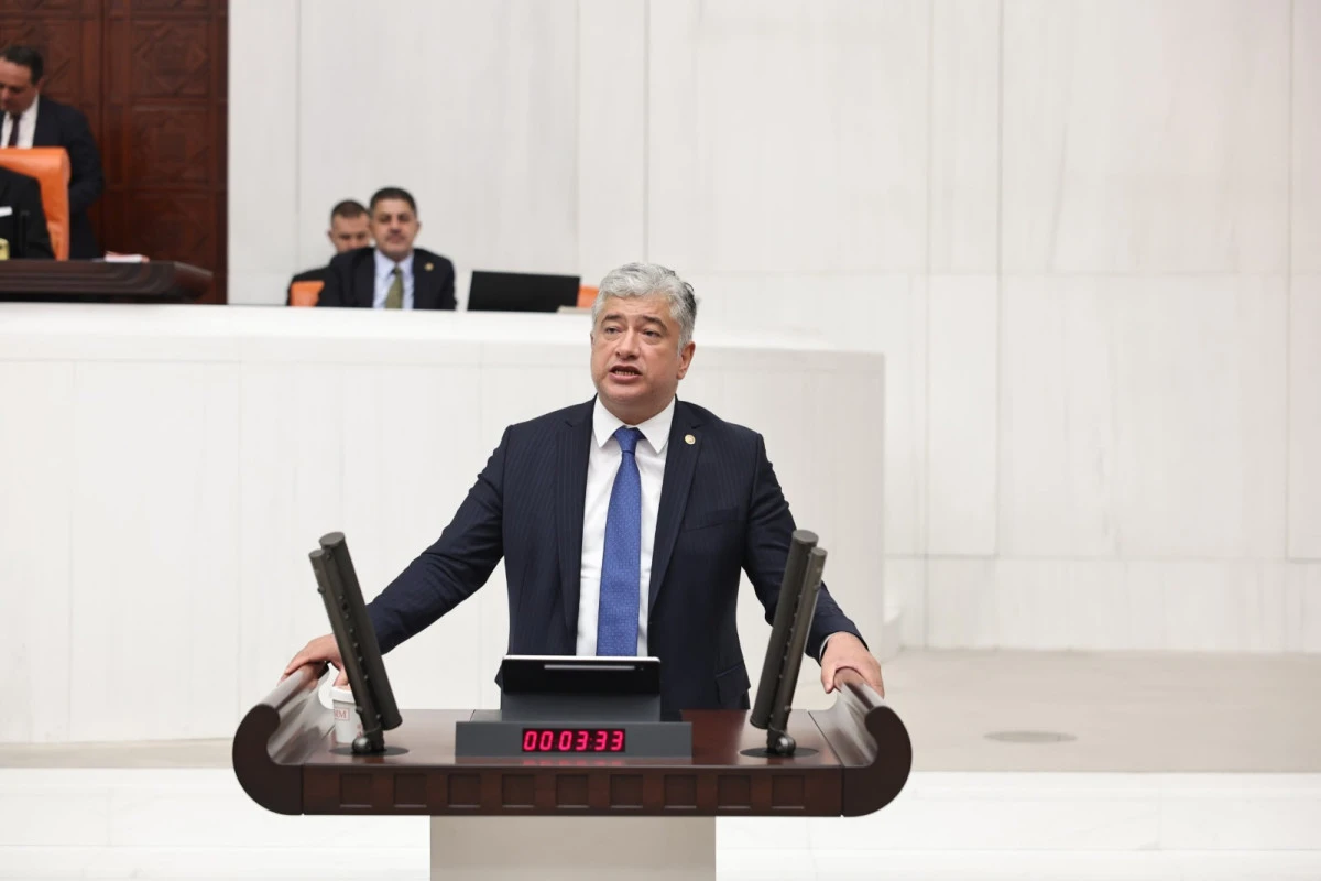 &ldquo;Polislerin sorunları kişisel  denilerek ge&ccedil;iştirilemez&rdquo;